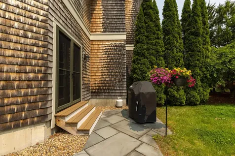 162 Mill Pond Way Portsmouth NH 03801