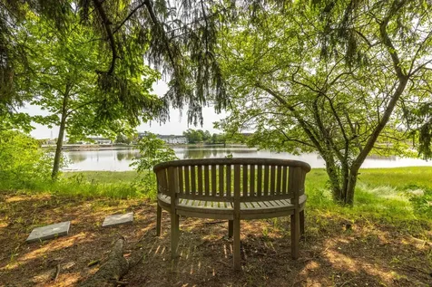162 Mill Pond Way Portsmouth NH 03801