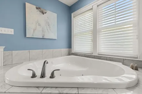 162 Mill Pond Way Portsmouth NH 03801
