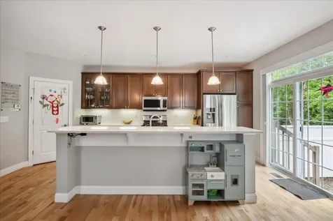 63 Blackberry Lane South Burlington VT 05403