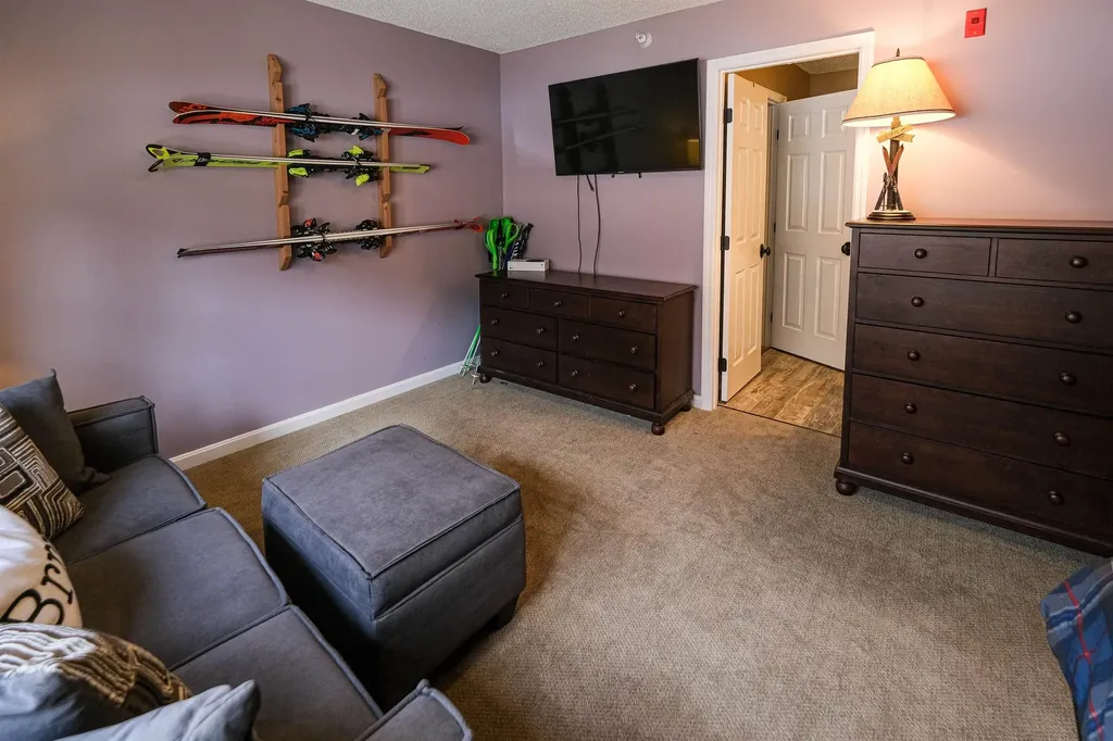 28 Fowler Road Ludlow VT 05149