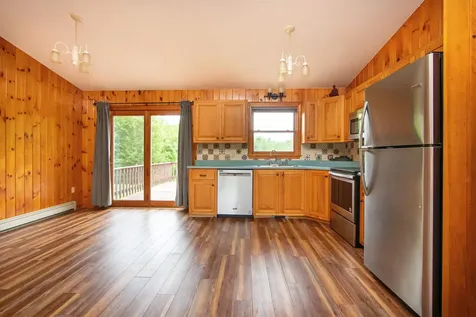 23 Hummingbird Lane Concord VT 05824