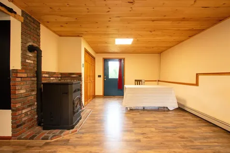 23 Hummingbird Lane Concord VT 05824