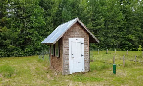 23 Hummingbird Lane Concord VT 05824