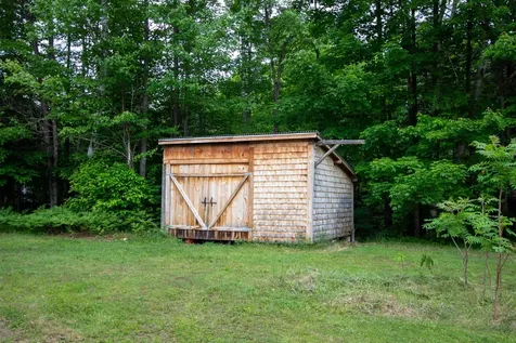 23 Hummingbird Lane Concord VT 05824