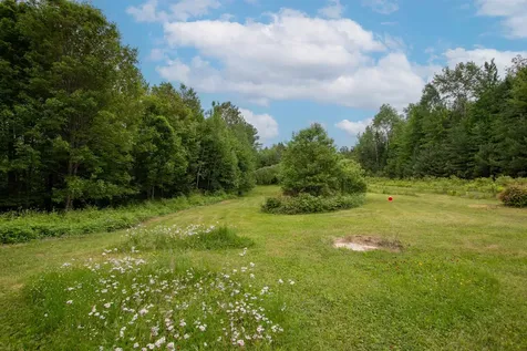 23 Hummingbird Lane Concord VT 05824