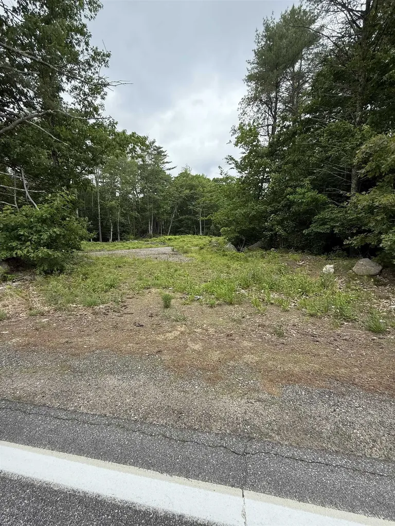 217-13 Washington Street Barrington NH 03825