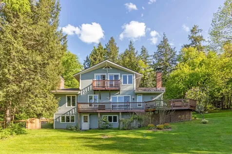 217 Wood Road Stowe VT 05672