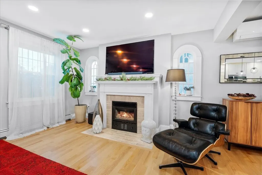 165 Taylor Street Manchester NH 03103