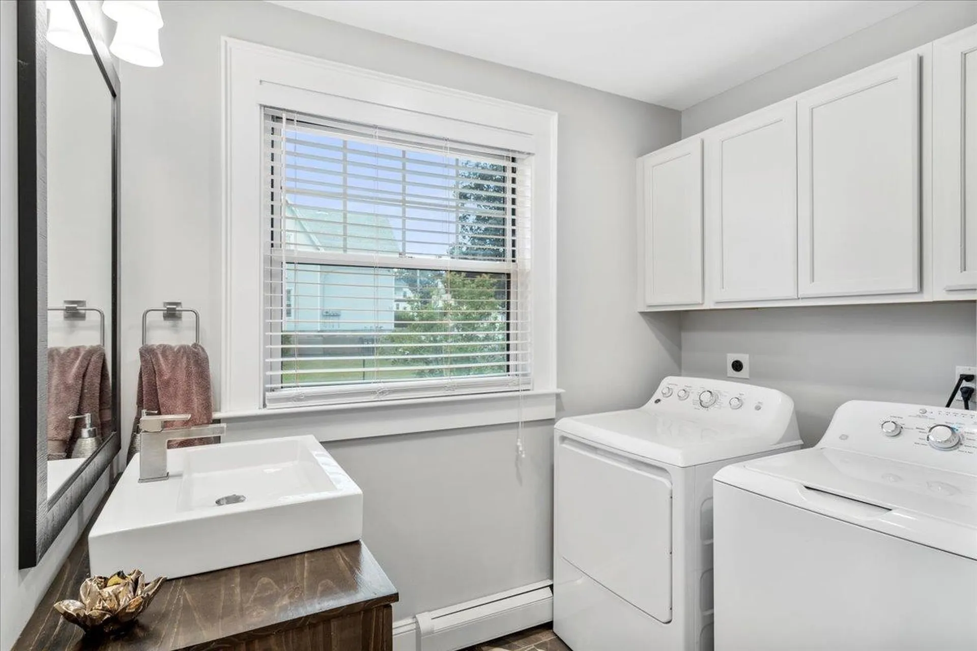 165 Taylor Street Manchester NH 03103