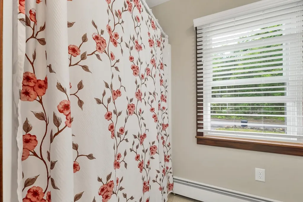 90 Plummer Hill Road Belmont NH 03220