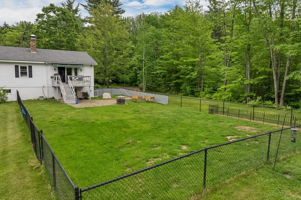 90 Plummer Hill Road Belmont NH 03220