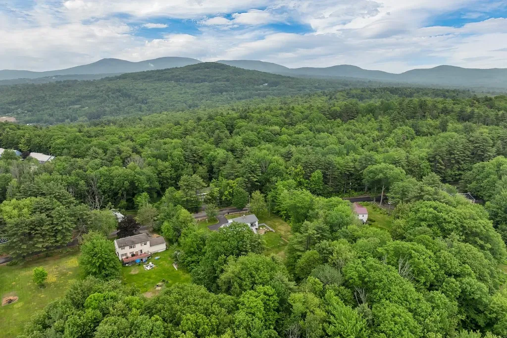 90 Plummer Hill Road Belmont NH 03220