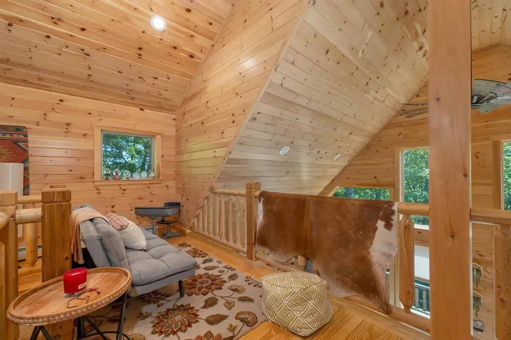 46 Cummings Hill Road Plymouth NH 03264