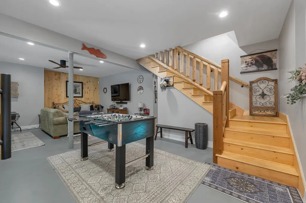 46 Cummings Hill Road Plymouth NH 03264