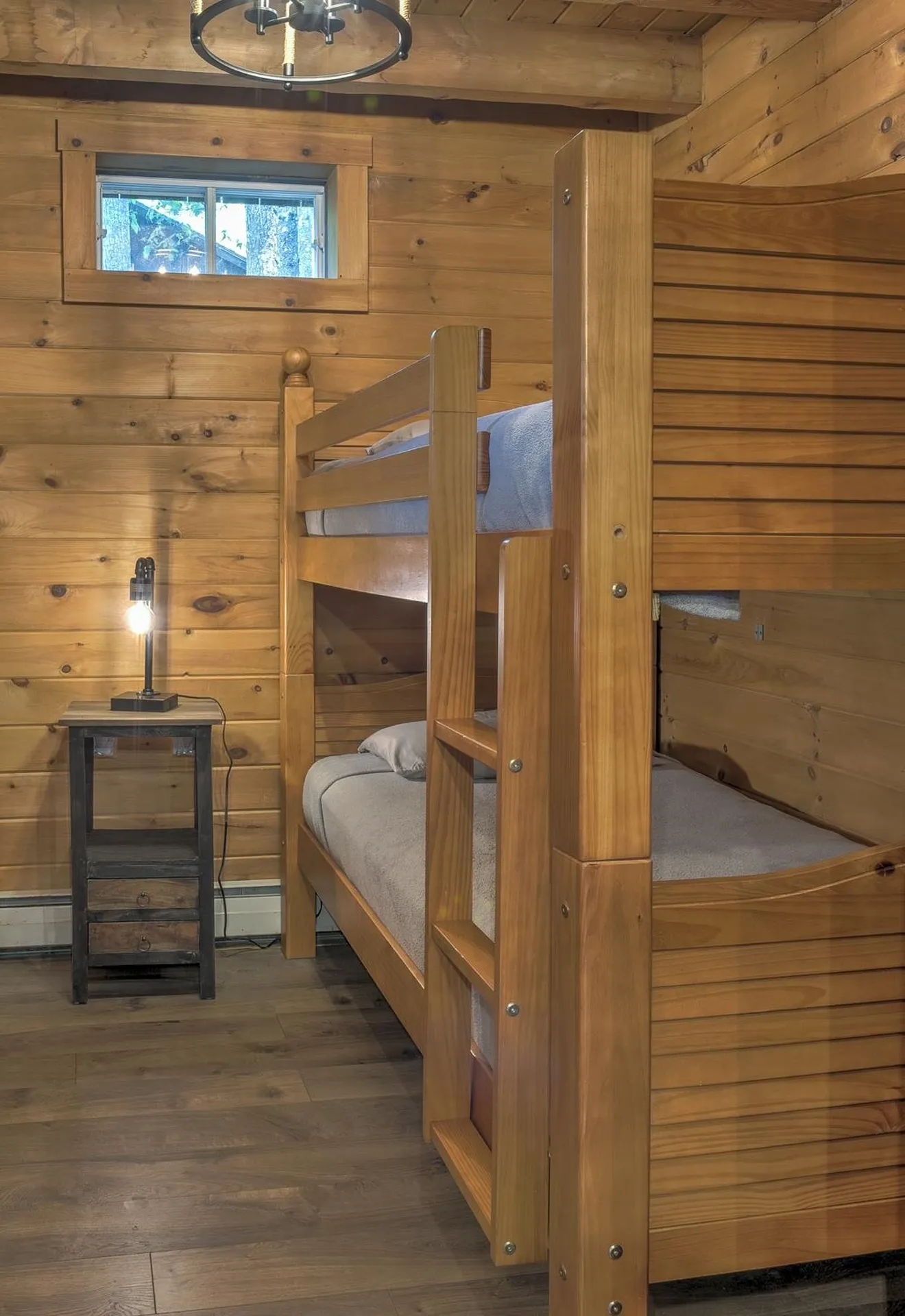 27 Headlands Road Winchester NH 03470