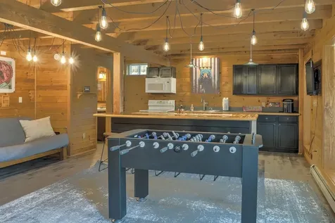 27 Headlands Road Winchester NH 03470