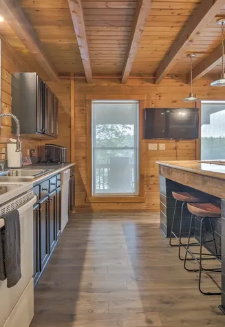 27 Headlands Road Winchester NH 03470