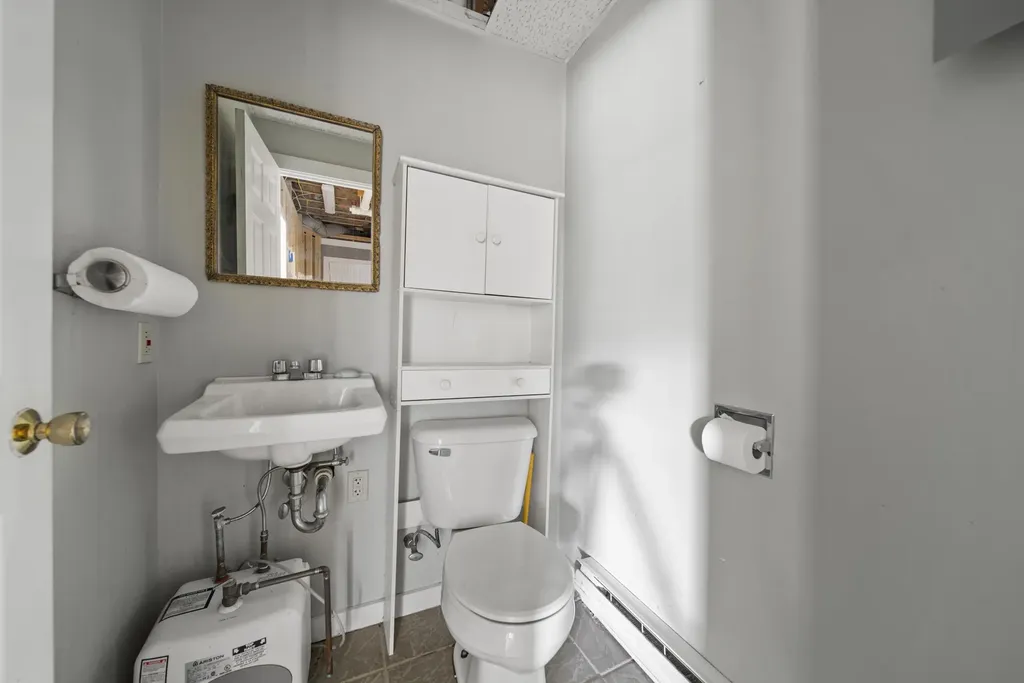 460 West Main Street Hillsborough NH 03244