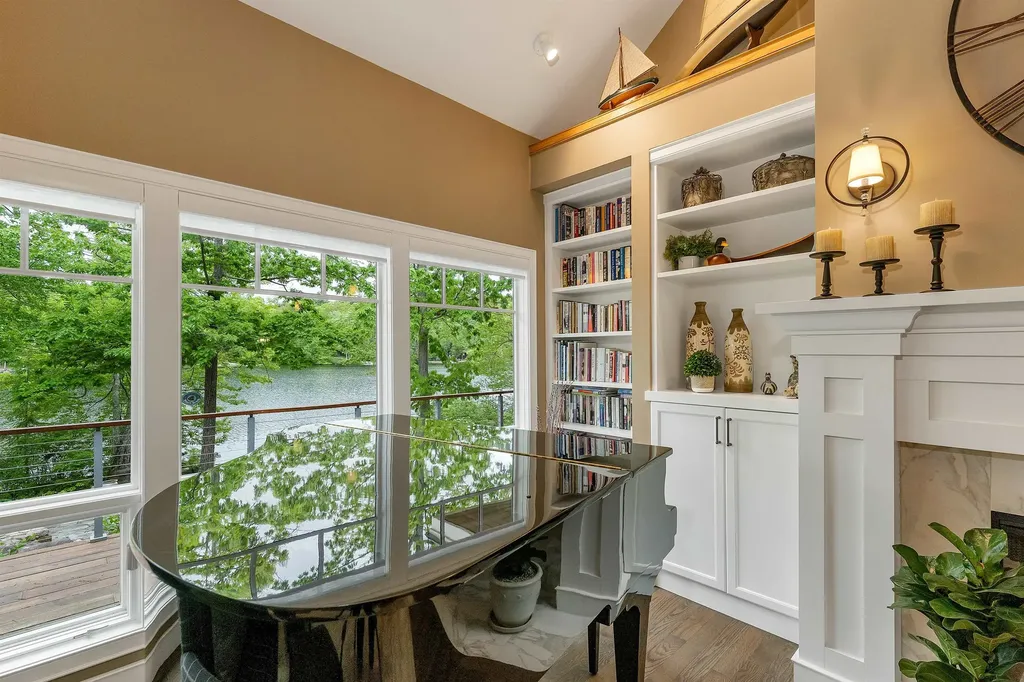 11 Blackberry Lane Wolfeboro NH 03894