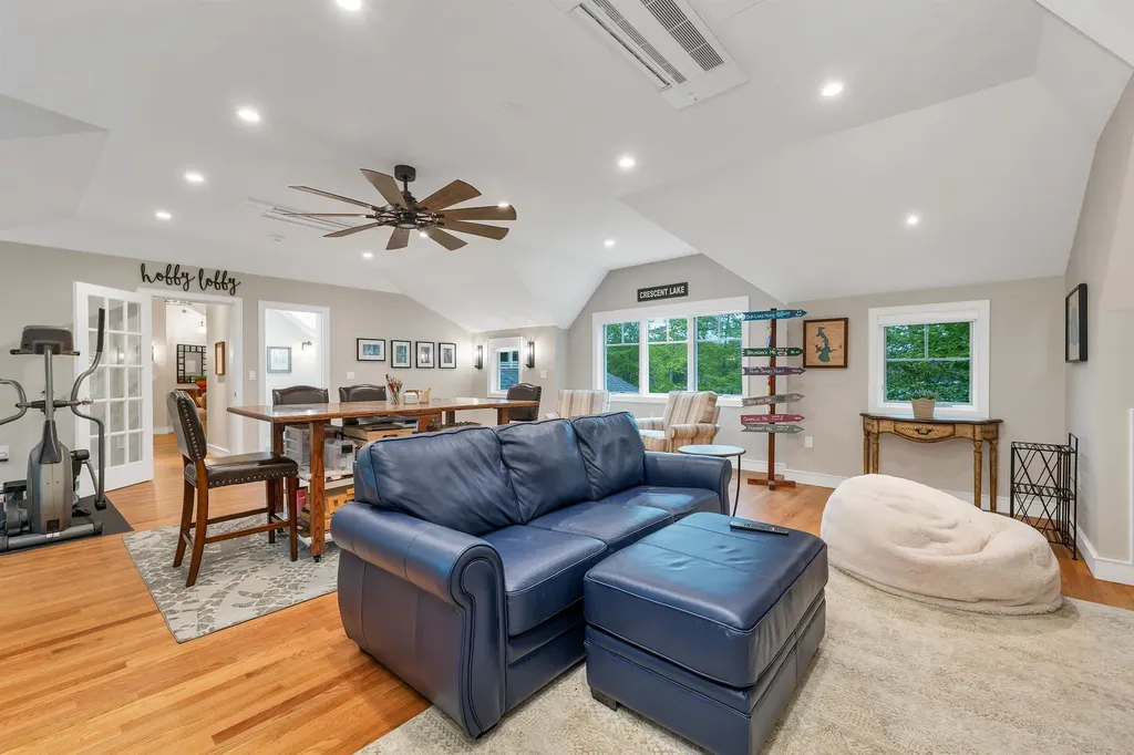 11 Blackberry Lane Wolfeboro NH 03894