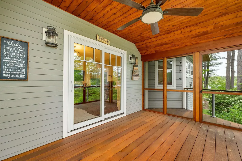 11 Blackberry Lane Wolfeboro NH 03894