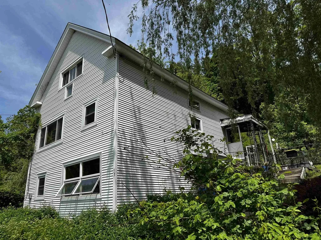 53 High Street Middlebury VT 05753