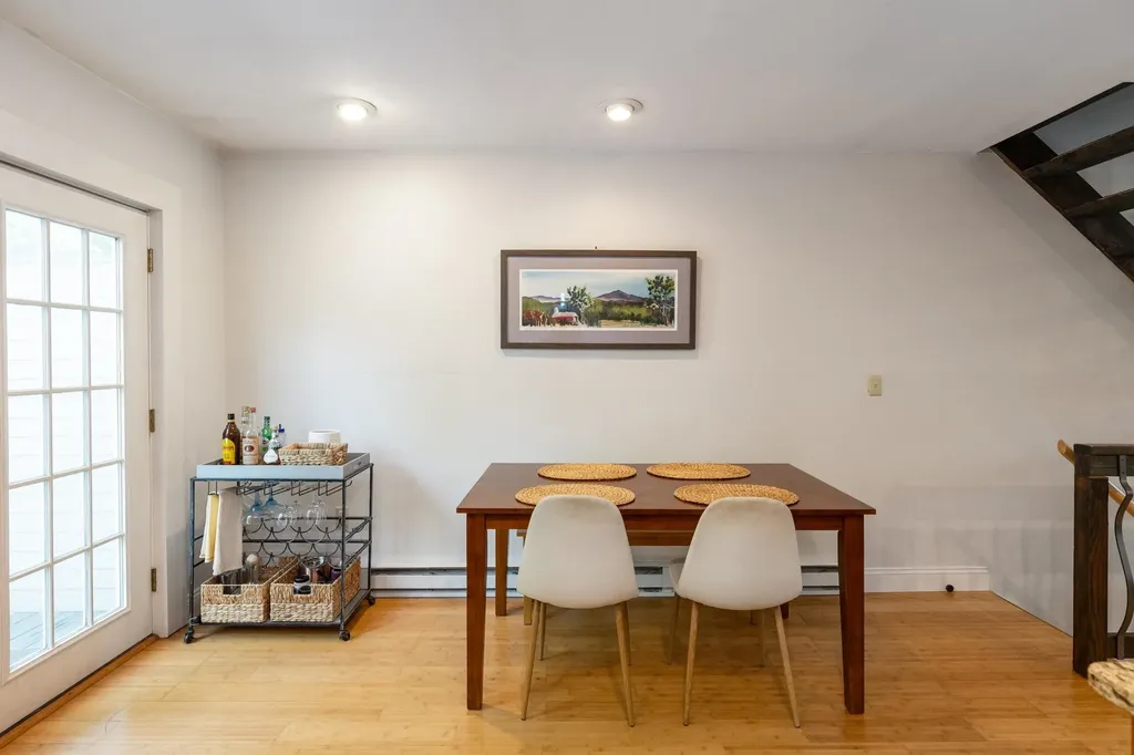 108 Loomis Street Burlington VT 05401