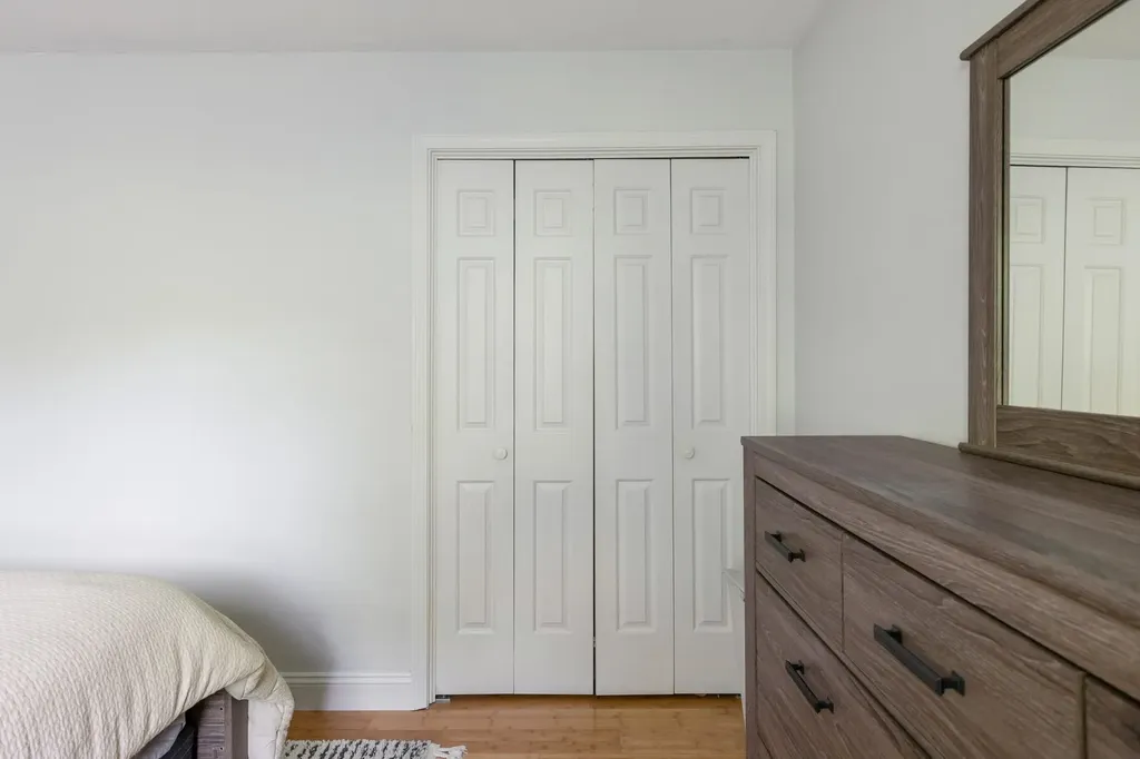 108 Loomis Street Burlington VT 05401