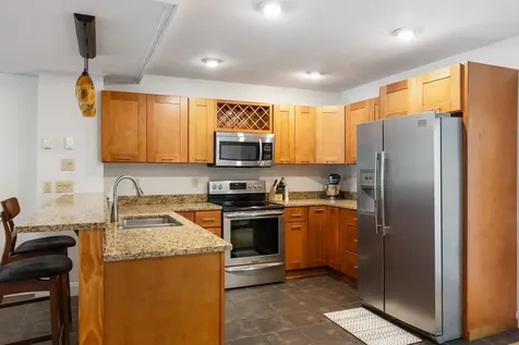 108 Loomis Street Burlington VT 05401