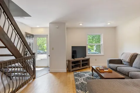 108 Loomis Street Burlington VT 05401