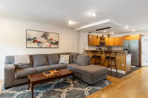 108 Loomis Street Burlington VT 05401