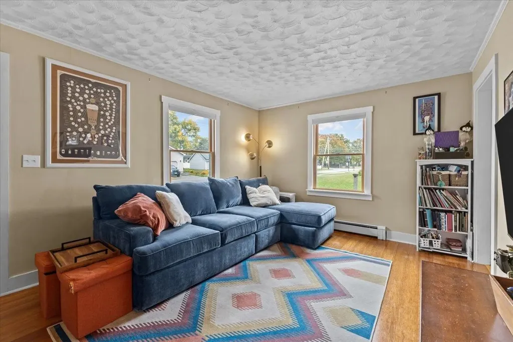 11 Barrett Street South Burlington VT 05403