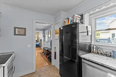 11 Barrett Street South Burlington VT 05403