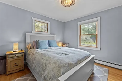 11 Barrett Street South Burlington VT 05403
