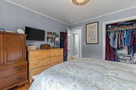 11 Barrett Street South Burlington VT 05403