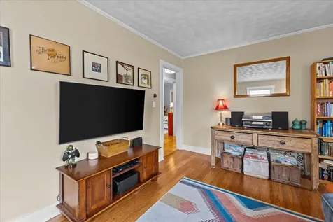 11 Barrett Street South Burlington VT 05403