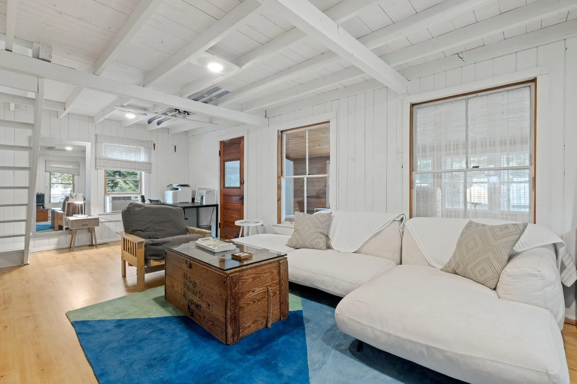 8 Snow Road Newbury NH 03255