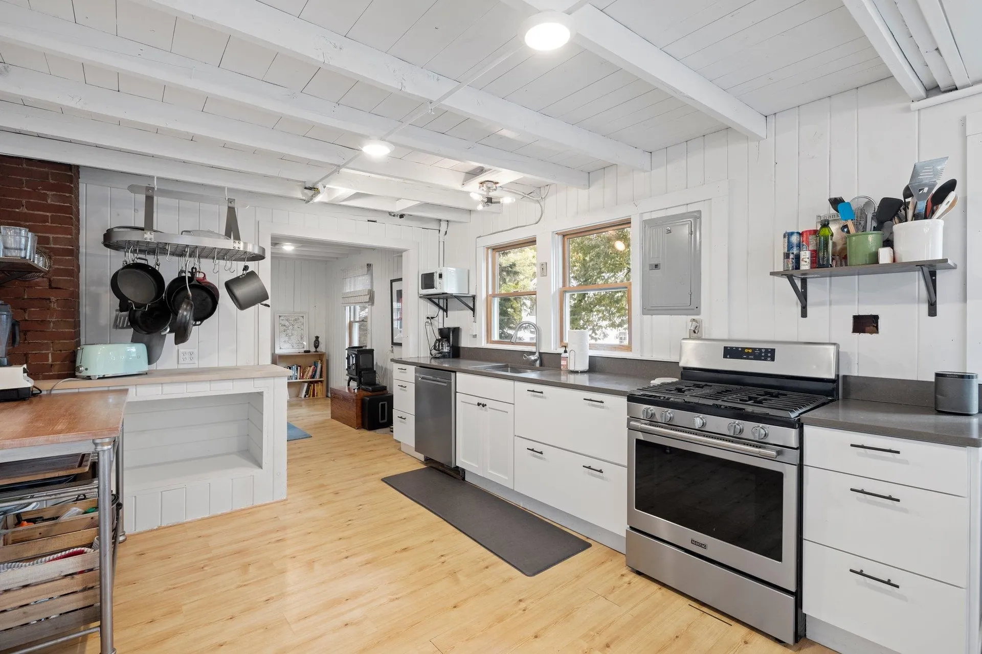 8 Snow Road Newbury NH 03255