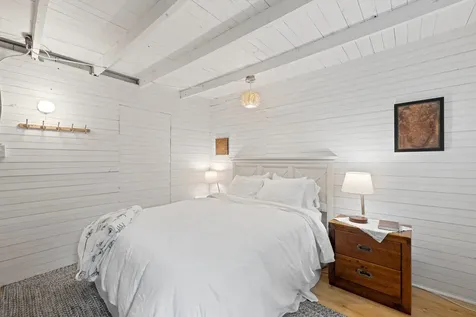 8 Snow Road Newbury NH 03255