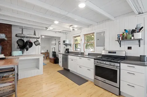 8 Snow Road Newbury NH 03255