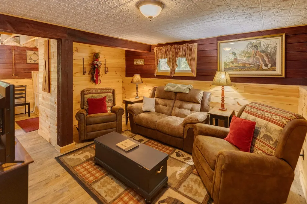 3233 Stinson Lake Road Ellsworth NH 03266