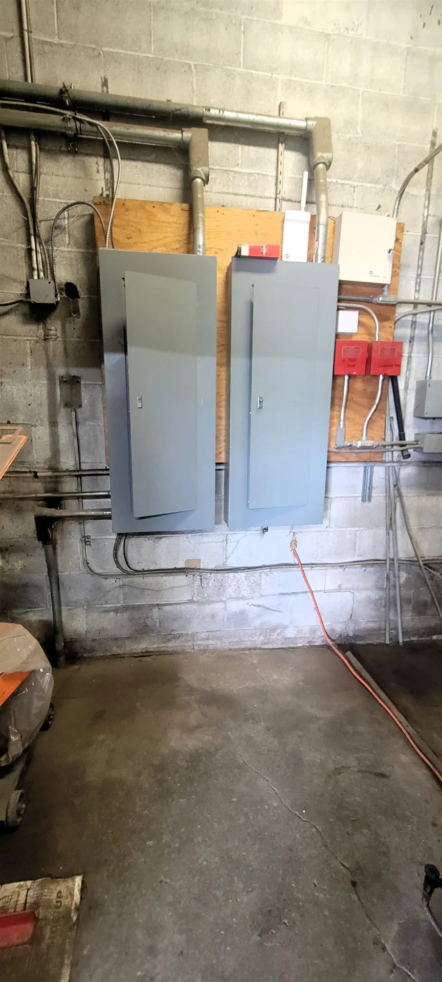 37 Putney Road Brattleboro VT 05301