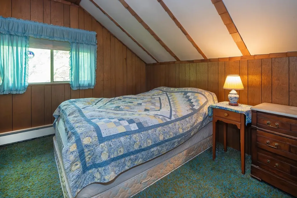 493 East Road Tinmouth VT 05773