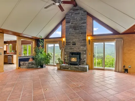 1511 West Hill Road Lincoln VT 05443