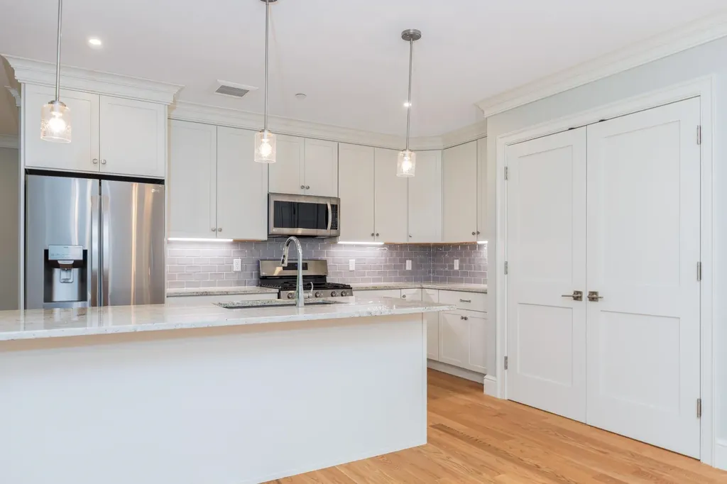 24 Willey Creek Road Exeter NH 03833