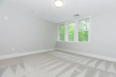 24 Willey Creek Road Exeter NH 03833