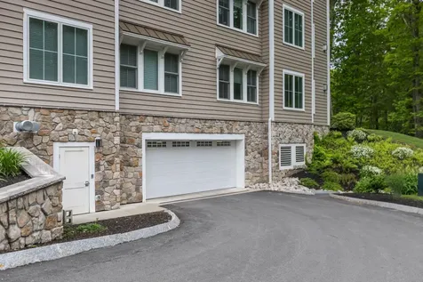 24 Willey Creek Road Exeter NH 03833