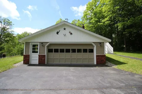241 North Road Barnard VT 05031