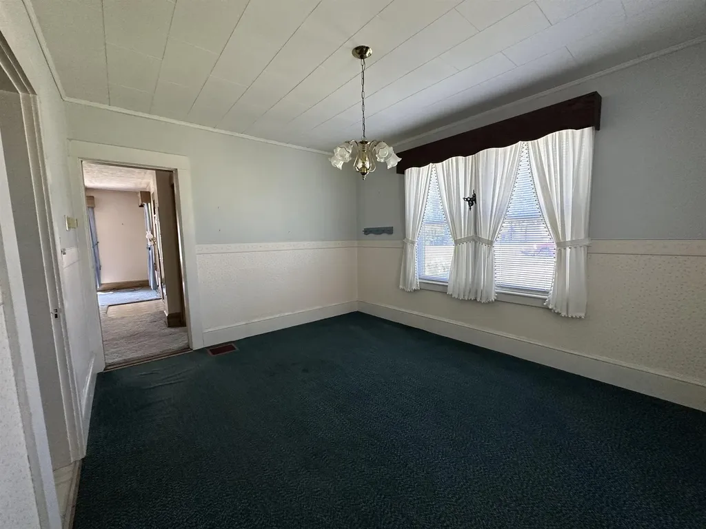 3-5 Foster Avenue Windsor VT 05089